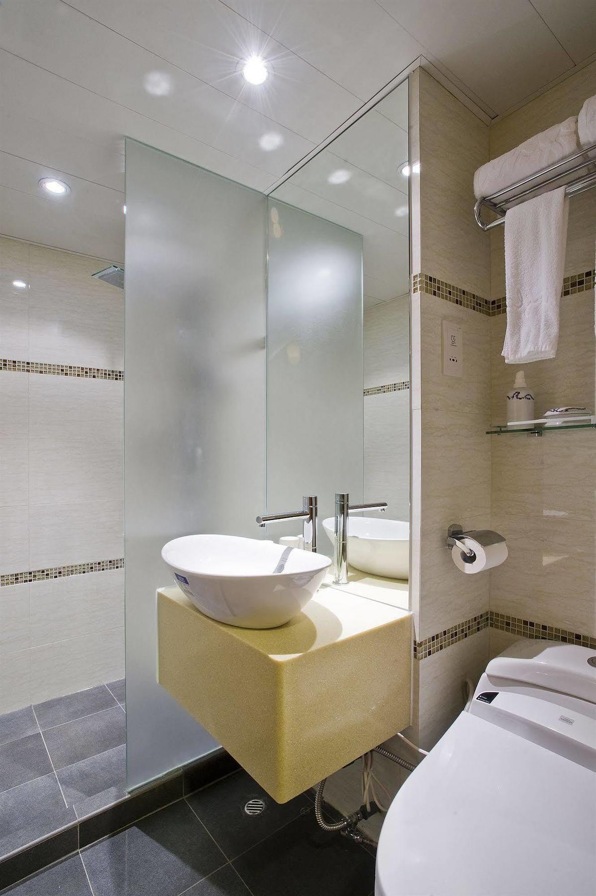Mingle With The Star Hotel Hong Kong Exterior photo