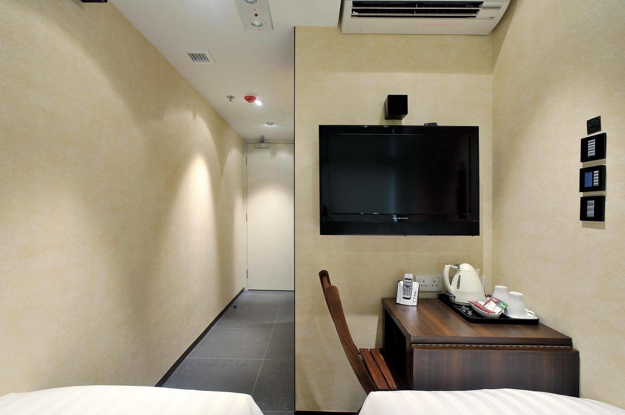 Mingle With The Star Hotel Hong Kong Exterior photo